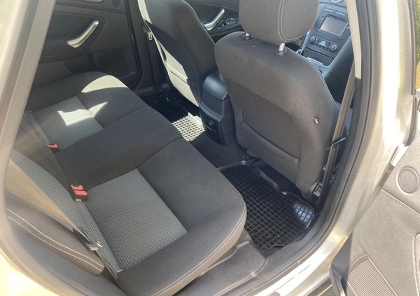 Ford Mondeo cena 21700 przebieg: 258000, rok produkcji 2011 z Żyrardów małe 106